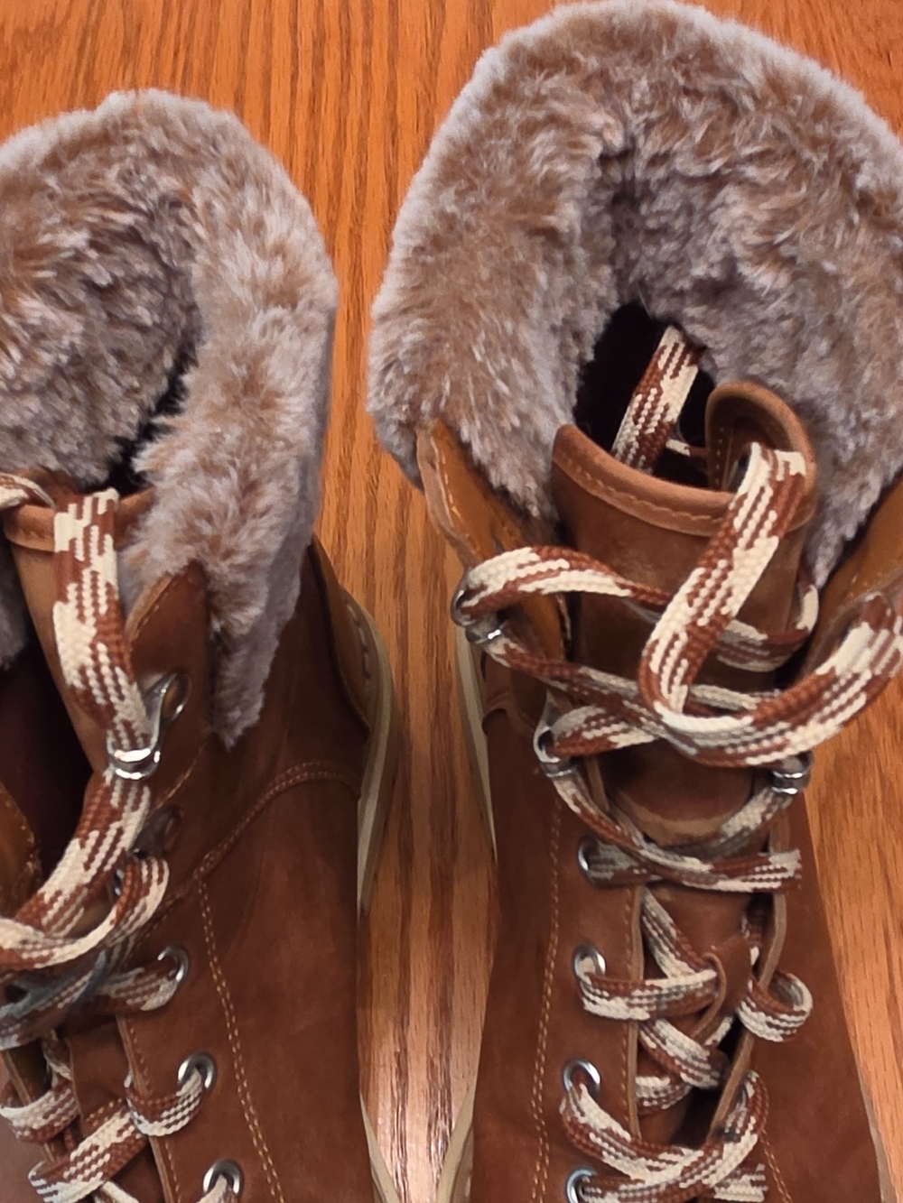 Time And Tru Brown Faux-Fur Lined Women's Hiking Boots Size 8.5 - Picture 5 of 8